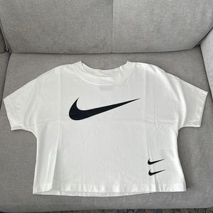 Nike Women’s Cropped White Logo T-Shirt NWOT